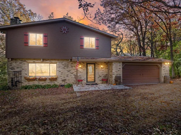 5107 Woodstead ROAD, Waterford, WI 53185