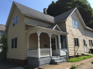 2112 Liberty St APT 2, Erie, PA 16502