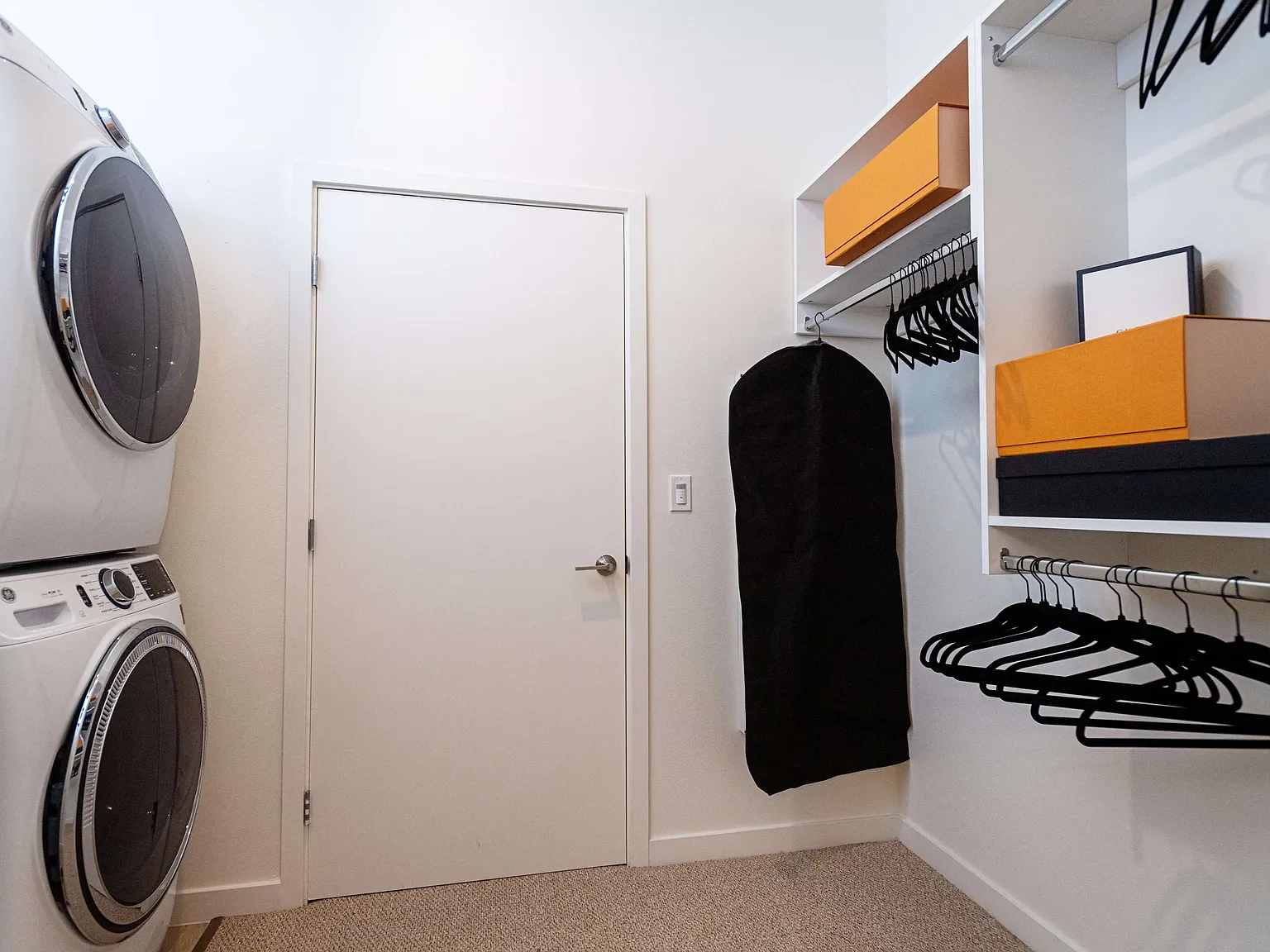 Eleanor H16 Apartments — Photo 2