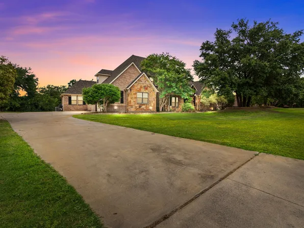 7348 Brady Oaks Dr, Fort Worth, TX 76135