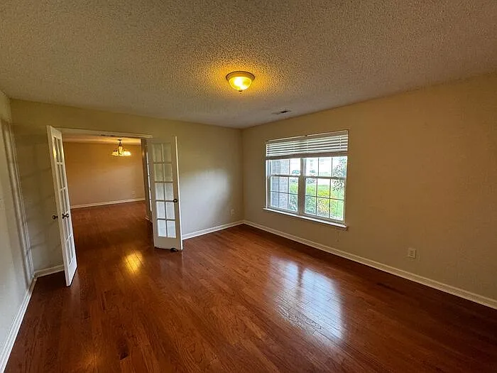 7010 Thornwood Ln SE — Photo 6