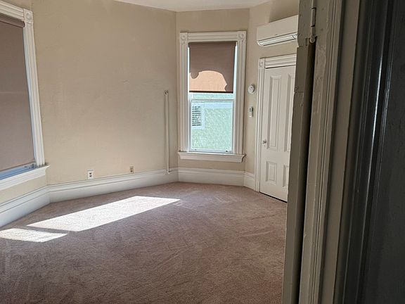 5th image of 1712 Filbert St