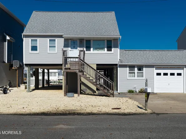 28 Willard Drive, Manahawkin, NJ 08050