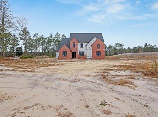 20 Club Dr, Jesup, GA 31546