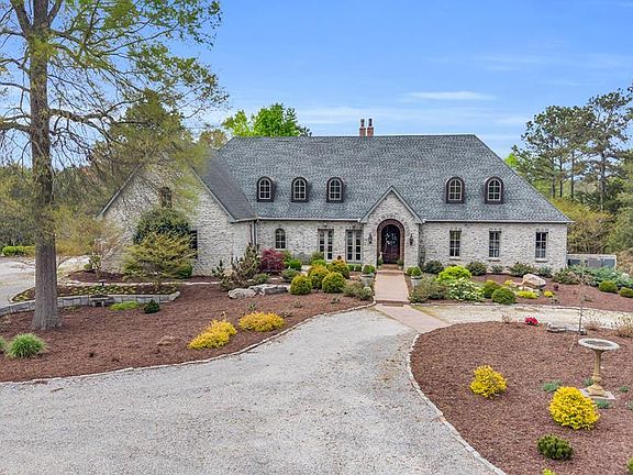 2nd image of 117 Friendfield Ln