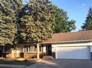 311 McCabe St, Mitchell, SD 57301