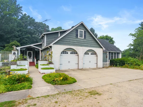 41169 County Road 669, Decatur, MI 49045