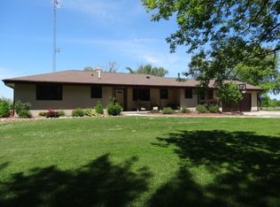 16106 Plank Rd, Union Grove, WI 53182