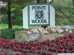 456 Magnolia Ct, Howell, NJ 07731