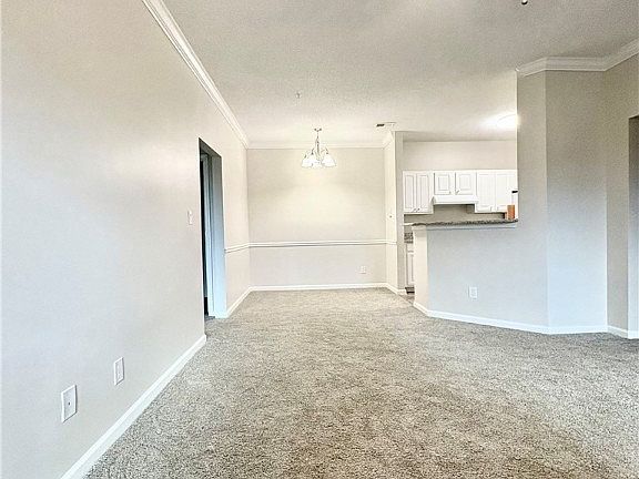 5th image of 4203 Walden Park Dr