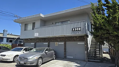 2 bed, 1.0 bath, 850 sqft, $2,295 Photo 1 2 bed, 1.0 bath, 850 sqft, $2,295 Photo 1