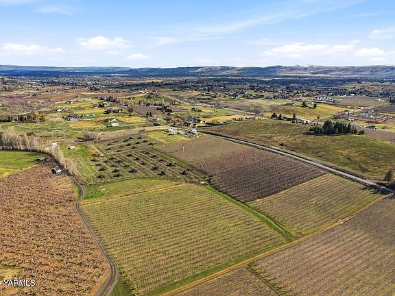 5th image of Nka Mize Rd