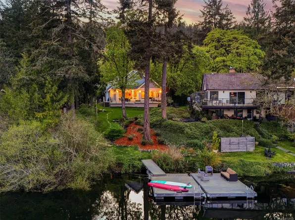 4885 Prospect Lake Rd, Saanich, BC V9E 1J5