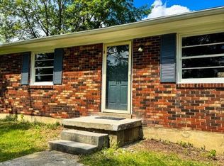 114 Cherrywood Dr, Frankfort, KY 40601
