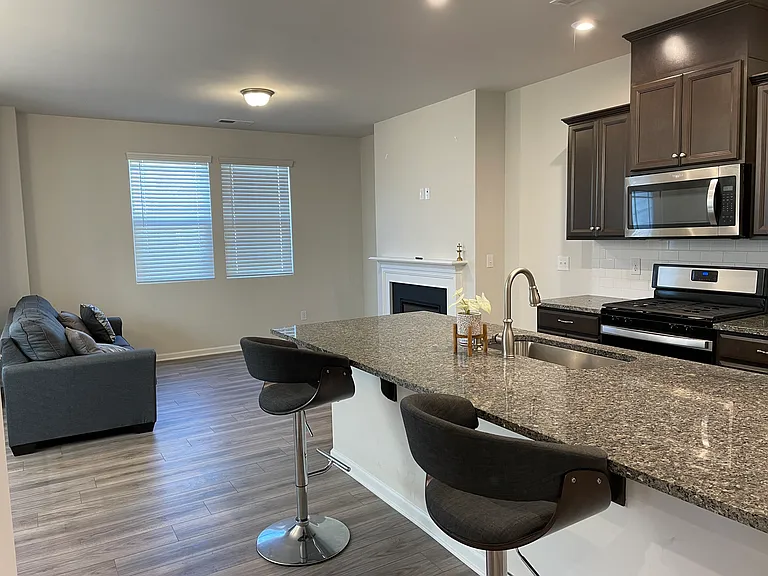 11020 Chalkbark Ln — Photo 8