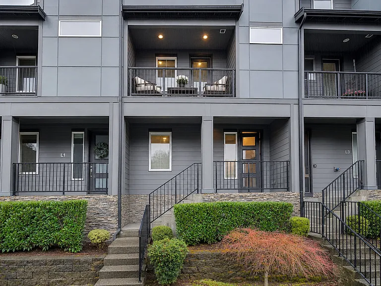 1325 Seattle Hill Rd #L2 — Photo 1