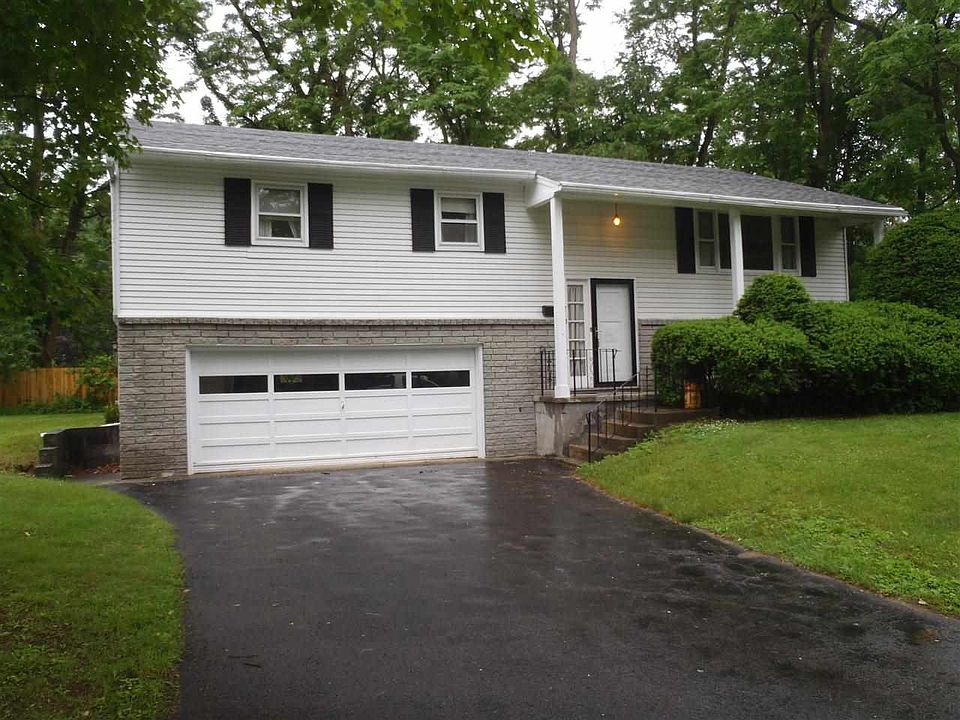 1st image of 23 Patricia Ln