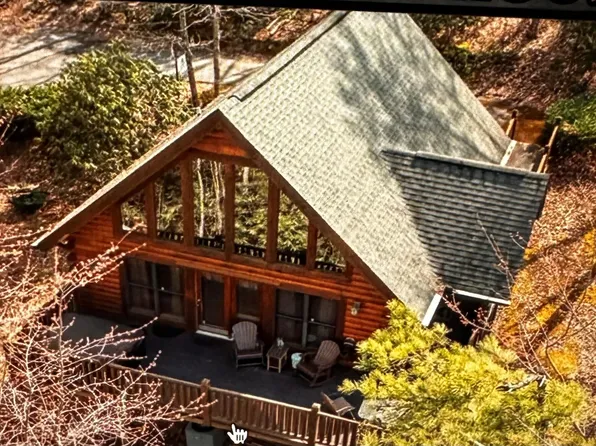 1840 Laurel Valley Way, Sevierville, TN 37862