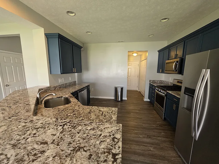 2078 Shadow Creek Blvd — Photo 24