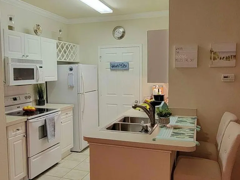 1216 S Missouri Ave — Photo 5