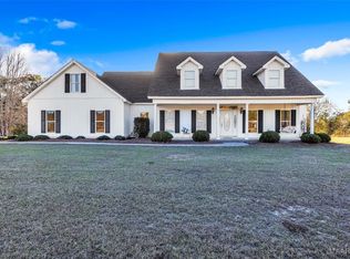 418 Flatwood Spur, Wetumpka, AL 36092