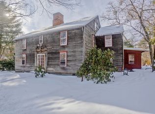 17 Old Sunderland Rd, Montague, MA 01351