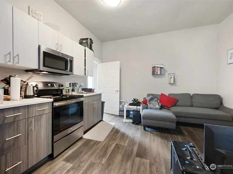 6635 Carleton Ave S #B — Photo 6