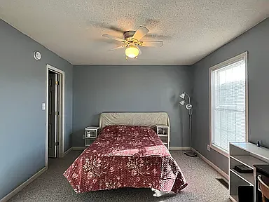 Enough space for a queen sized bed with walk-in closet