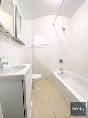 Rented by Bond New York | media 20