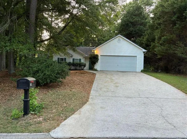 882 Whispering Way, Winder, GA 30680