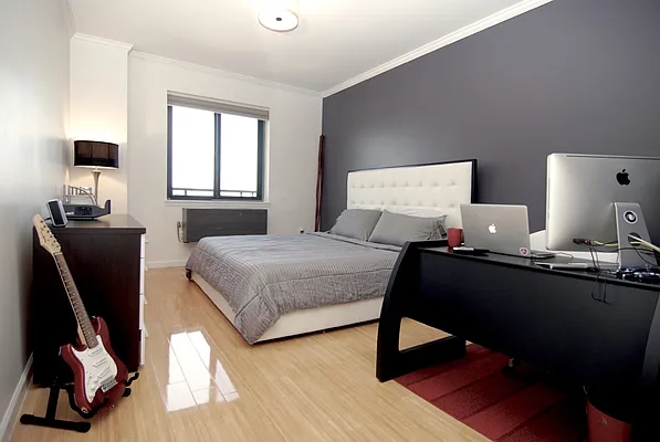 Sold by Urban Luxe | media 4