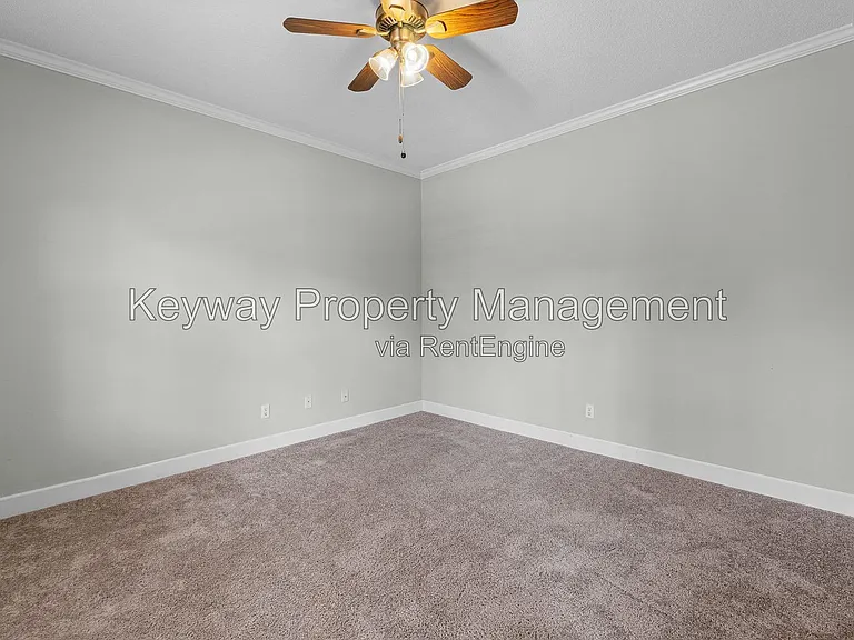 344 Folkstone Cir — Photo 10