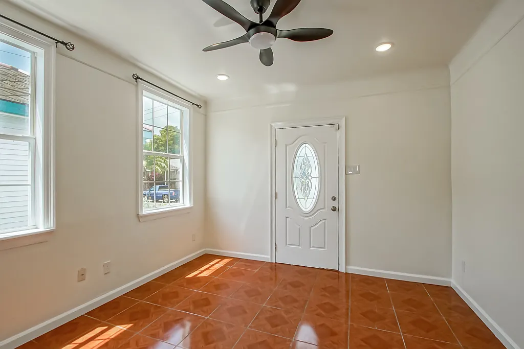 3017 Annette St — Photo 4