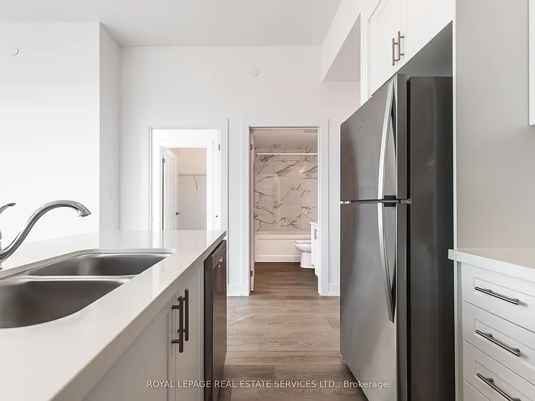470 Dundas St E #1211 — Photo 11