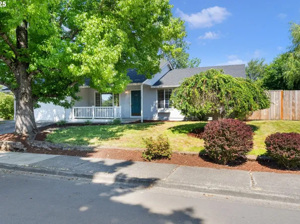 2530 SW Lenore Dr, Beaverton, OR 97003