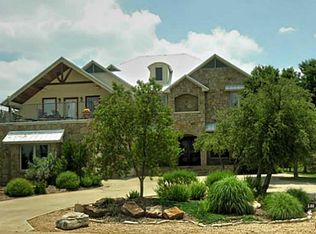 540 Bay Hill Dr, Graford, TX 76449