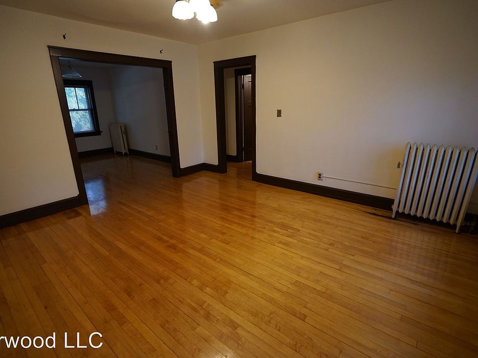 2nd image of 2801 Monroe St APT 2W
