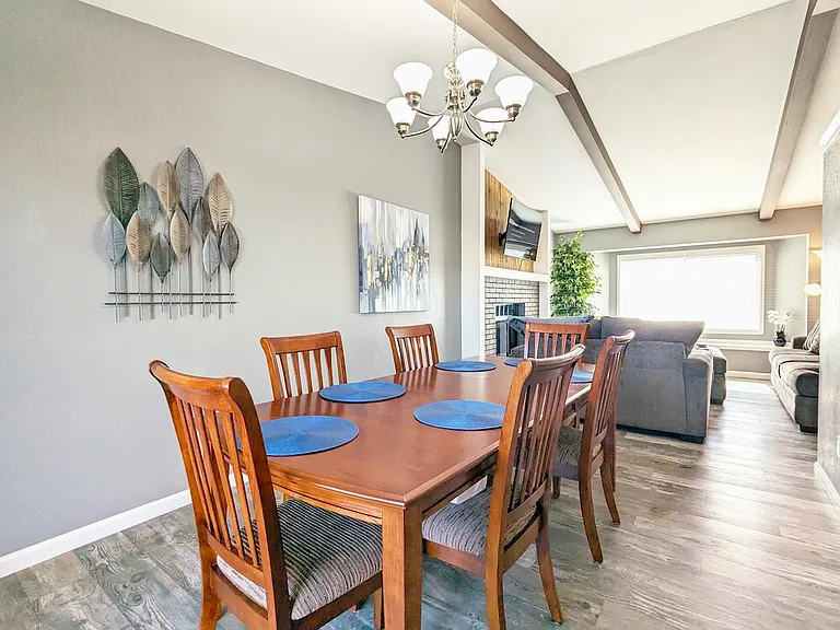 3330 Mirage Dr — Photo 35