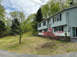 152 Mountain Rd, Winsted, CT 06098