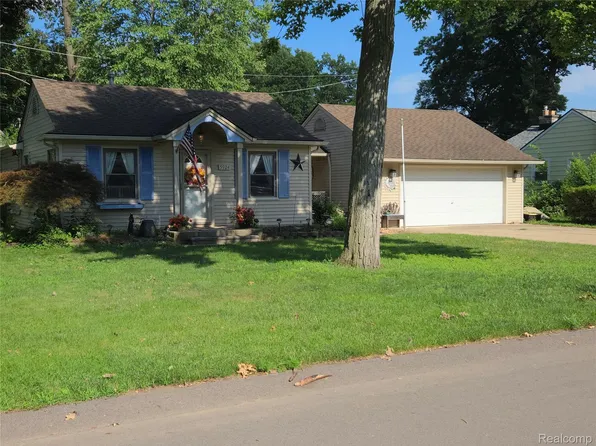5924 N Karle St, Westland, MI 48185