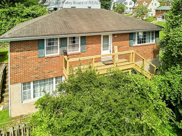 318 Monroe St, South Charleston, WV 25303