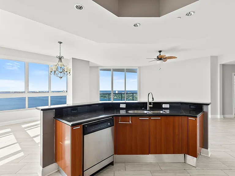 241 Riverside Dr #2610 — Photo 11