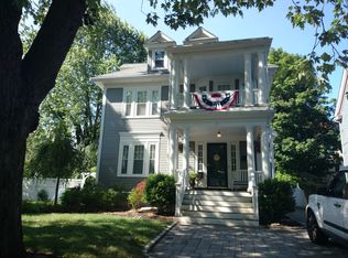 61 Wren St, West Roxbury, MA 02132
