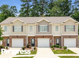 3269 Pennington Dr, Lithonia, GA 30038