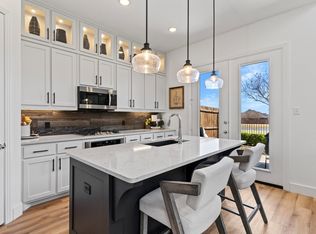 1102 Queensdown Way, Forney, TX 75126