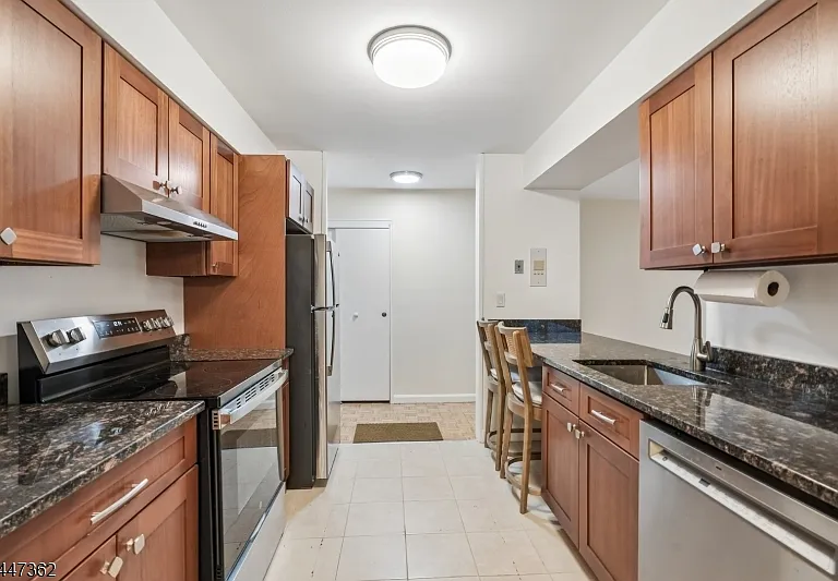 135-167 S Maple Ave #143-B — Photo 19