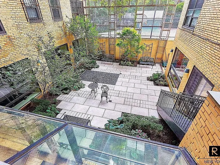 230 Riverside Dr #10M — Photo 9