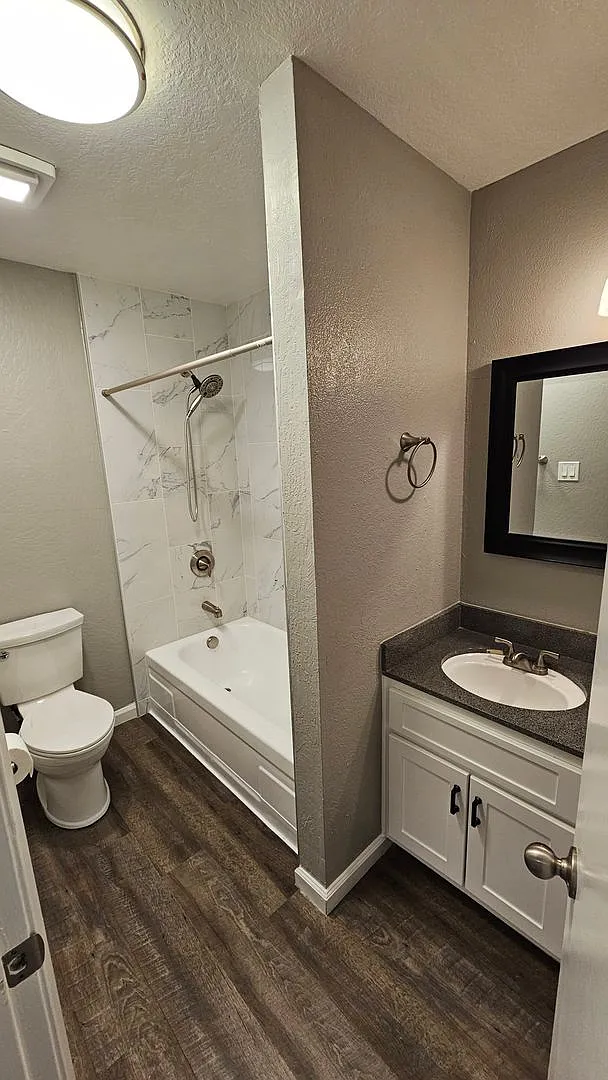 Providence House Apartments — Photo 4