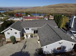 307 Kings Ln, Asotin, WA 99402