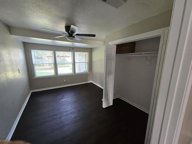 6054 Lisa Ln — Photo 7